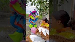 A este niño le encanta el carnaval 🎭🤣🎈🦹‍♀️🎊 carnaval carnavalbonao fiesta shorts humor [upl. by Lerat]