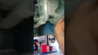 Engine oil 😲 smart worker🤔 Oil filter change shorts tevideo mechanicalmechanical mrsaifu70 [upl. by Demaggio]