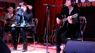 27 Tegan amp Sara  Alligator as a Childrens Song  885 Live Lounge Ottawa ON 12310 [upl. by Helali]