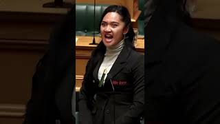 New Zealand Parliament Haka 毛利戰舞癱瘓紐西蘭國會，打斷不公平法案！ [upl. by Ahsoj61]