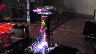 Projekt Mini Teslaspule aufgetuned  Tesla Coil with more power [upl. by Prosperus540]