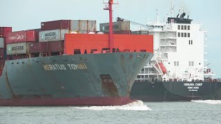 This Is The Largest Cargo Ship Ive Ever Seen Making A 180Degree Turn [upl. by Audley]