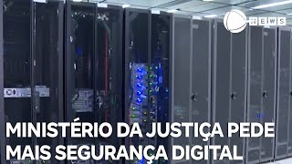 Ministério da Justiça pede mais segurança para emails e em celulares [upl. by Bolitho]