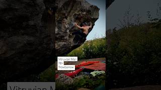 Vitruvian Man 7B at Trowbarrow bouldering climbing trowbarrow [upl. by Ruperta]