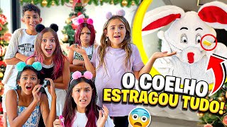 O COELHO MALVADÃO DESTRUIU AS PISTAS DO TESOURO DE NATAL Jéssica Sousa e Família [upl. by Anileva]