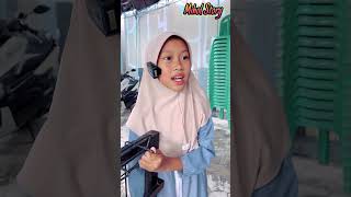 MANG IKIN BANTUIN TIAN MASANG PAGAR☺️🥰 trending comedy humorsegar funny shorts [upl. by Letniuq]