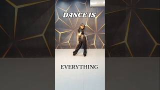 SHREYA LOVES DANCING🤍 kpop audition idols dance [upl. by Litta694]