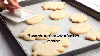 How to Flatten Sugar Cookies for a Smooth Decorating Surface [upl. by Dnaleel]