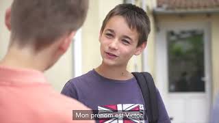 Les enfants parlent français  Episode 1  Je me présente French conversation  easy  kids  ST [upl. by Amliv]