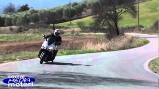 Aprilia SRV 850 il maxi scooter in chiave Superbike [upl. by Shifra]