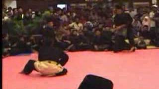 Machete Fighting Demo Silat Pusaka Gayong Parang 2002 [upl. by Albarran]