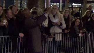 Ed Sheeran bij RTL Late night  Humberto Tan en fans [upl. by Nauwaj]