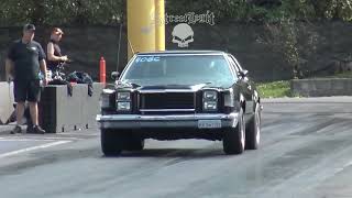 Super Cool Ford LTD 4 Speed Stick Shift [upl. by Ahsitniuq]