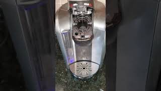 Keurig KCup Maker Lid Wont Close Quick Fix [upl. by Ryder820]