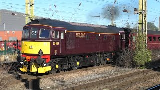 The Dalesman Class 33029 Sub in As Tangmere was Sick At Warrington Bank Preston Carlisle Lancaster [upl. by Roselani]