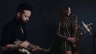 Killing me softly  Roberta FlackFugees sax cover Alexandra amp Graziatto [upl. by Harbed]