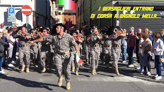 I BERSAGLIERI ENTRANO DI CORSA A SUONO DI FANFARA NELLA PIAZZA CENTRALE DI BAGNOLO MELLA [upl. by Shumway]