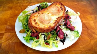 Salade Landaise  Chèvre chaud et gésiers confits [upl. by Brigid734]