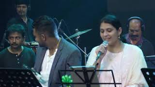 Mainakam Kadalil Ninnuyarunnuvo  Chithra Arun  Live Performance chithraarun chithraarunlive [upl. by Rhianna]