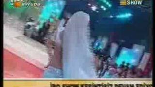 Didem performing on Mein teri dushman [upl. by Ahslek]