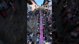 Einlauf der Kapelle beim Sankt Johanner Knödelfest 2024 Tirol  Austria  Österreich knödelfest [upl. by Gentilis]