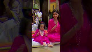 Shilpa Shettys daughter Samisha claps short [upl. by Dnalsor]