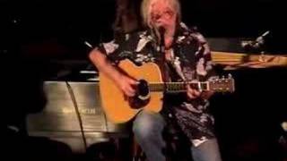 Arlo Guthrie playing Alices Restaurant [upl. by Hsara]