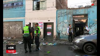 Incendio en almacén cerca de Mesa Redonda es controlado por los bomberos [upl. by Dorwin948]