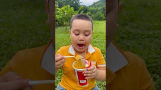 Ý TƯỞNG tuyệt vời💡 Đơn giản và bạn cũng có thể sử dụng nó camping survival lifehacks noodles [upl. by Eiramnna]