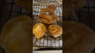 How to Reheat Kentucky Fried Chicken KFC and Biscuits in the Oven cooking food foodie [upl. by Berga35]