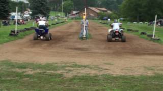 660 Yamaha Raptor vs 07 Polaris Predator 500 [upl. by Ylrad]