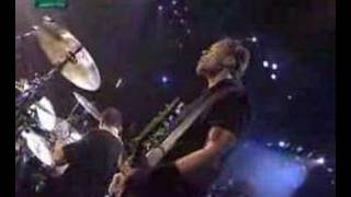 Metallica  Creeping Death Rock in Rio Lisboa 2004 [upl. by Adnaval]