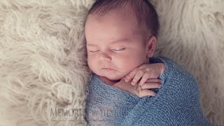 لف الطفل حديث الولادة  how to swaddle a baby [upl. by Aletha]