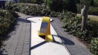 Minigolfanlage im Beach Resort Makkum [upl. by Proulx]