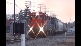 SCRF 6412 GTW pair on the CFampE railroad FWLI Van Wert Ohio [upl. by Florence]