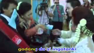 Rani Simbolon  Tinggal ma haposoon [upl. by Tamma]