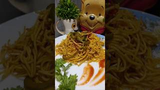 Chinese noodles foodie street food foodchallenge Megha chaube videoviralcooking hakkanoodles [upl. by Glassman210]