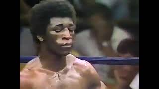 Alexis Arguello vs Cornelius Boza Edwards [upl. by Annmaria]