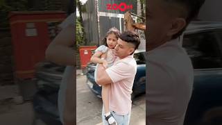 Kunal Kemmu CUTELY holds daughter Inaaya as spotted with wife Soha Ali Khan 🥰 sohaalikhan kunal [upl. by Franciscka417]