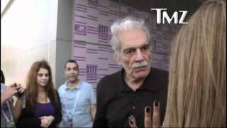 Arab Film Star Omar Sharif Slaps Woman on the Red Carpet [upl. by Gide]