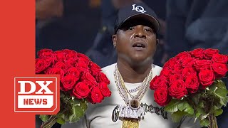 Jadakiss Given All The Flowers After VERZUZ Battle [upl. by Azilef]