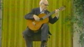 Rare Guitar Video Andreas Segovia plays Guardame Las Vacas by Luis de Narvaez [upl. by Ahselet]