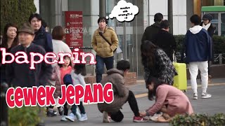 COWOK TANGAN PATAH BIKIN BAPER CEWEK JEPANG  SOCIAL EXPERIMENT KEPEDULIAN ORANG JEPANG [upl. by Ebonee649]