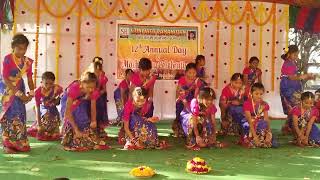 koppuloni puvamma Bai kadi boddemma song dance performance by SR SCHOOL 5 th class students [upl. by Nihsfa552]