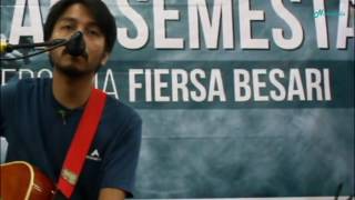 Fiersa Besari  Rumah Live at Gramedia Pandanaran Semarang [upl. by Irik]