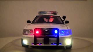 Scale Model 124 Ford Crown Victoria Police Car With LED Lights [upl. by Hopkins]