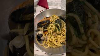 Where to eat in Rome🇮🇹😋 food foodie short shortvideo [upl. by Ricker]