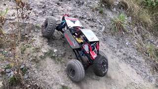 Axial Bomber beasts do Hillclimb  incl slow motion [upl. by Ogirdor]