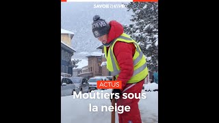 Moûtiers  Les agents municipaux mobilisés face à la neige [upl. by Nelyag360]