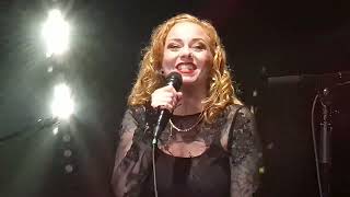 Anneke Van Giersbergen y Marko Hietala  Ozzy Osbourne  Perry Mason cover [upl. by Ruthann394]